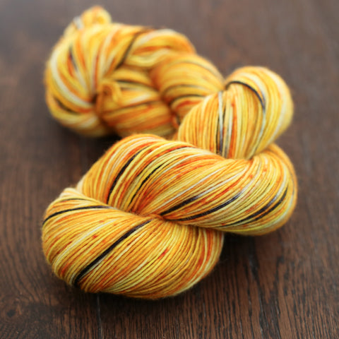 Monarch {Dandelion Singles Fingering}